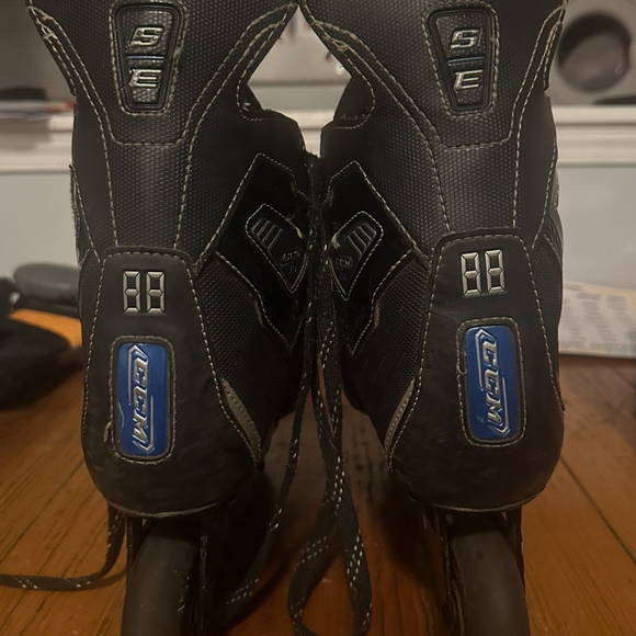 CCM SE 88 In Line Hockey Skates Size 8 US 9.5 - Picture 2 of 4